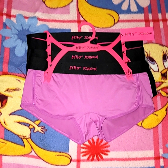 Betsey Johnson underwear pack of 4 solid colors new M/L Logo - Picture 1 of 4